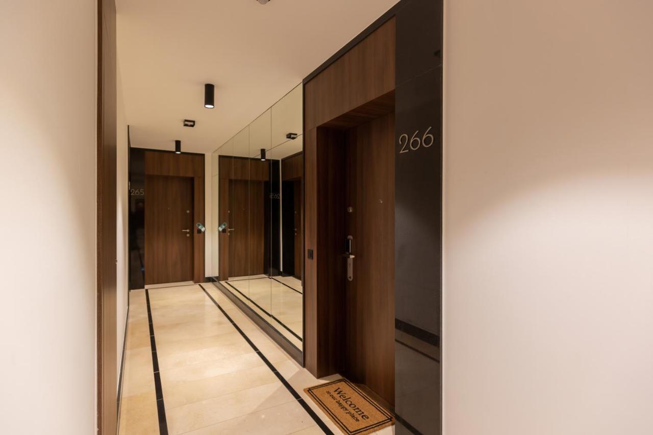 Mennica Residence Central Apartment By Renters Prestige Varsovia Exterior foto